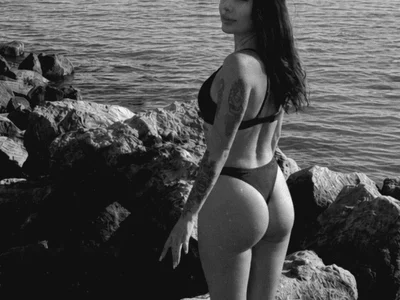 Bella_R0se avatar