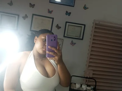 _Curvyqueen avatar