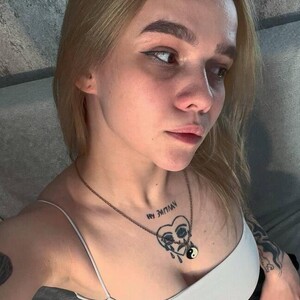 Sarah_Wonder avatar