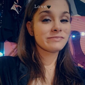 Deziraestarz69 avatar