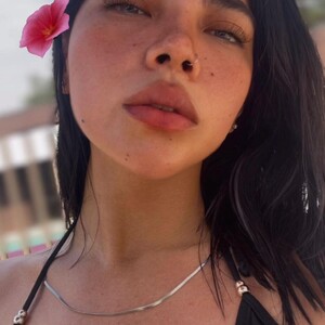iam_Sophie_ avatar