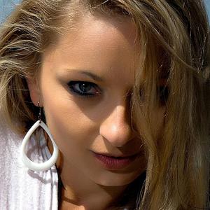 Paulia avatar