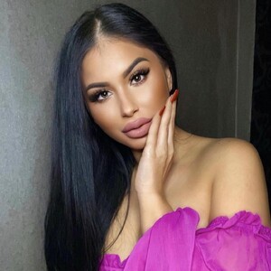 Kim_Paris