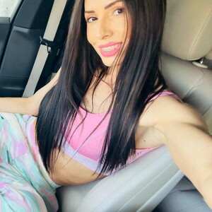 Bellahot77 avatar