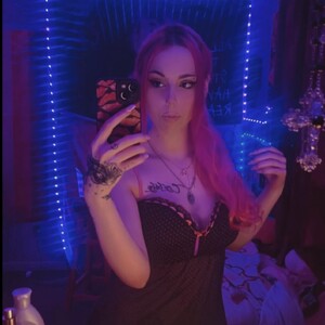 BrattyAngelica avatar