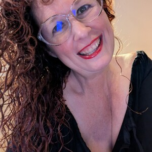 LadyDarbyD avatar