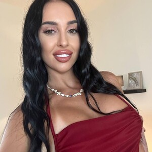 KairaAndrews avatar