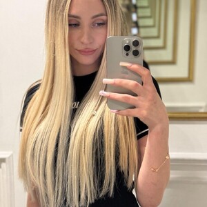 Hot_ALISA avatar